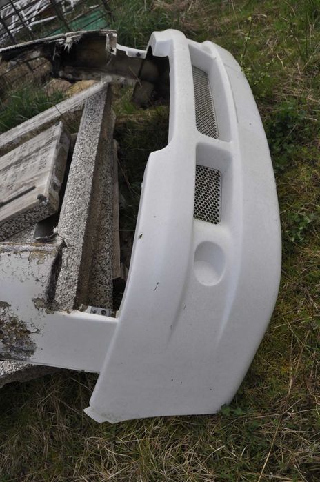 Kamper dethleffs inegra zderzak przód