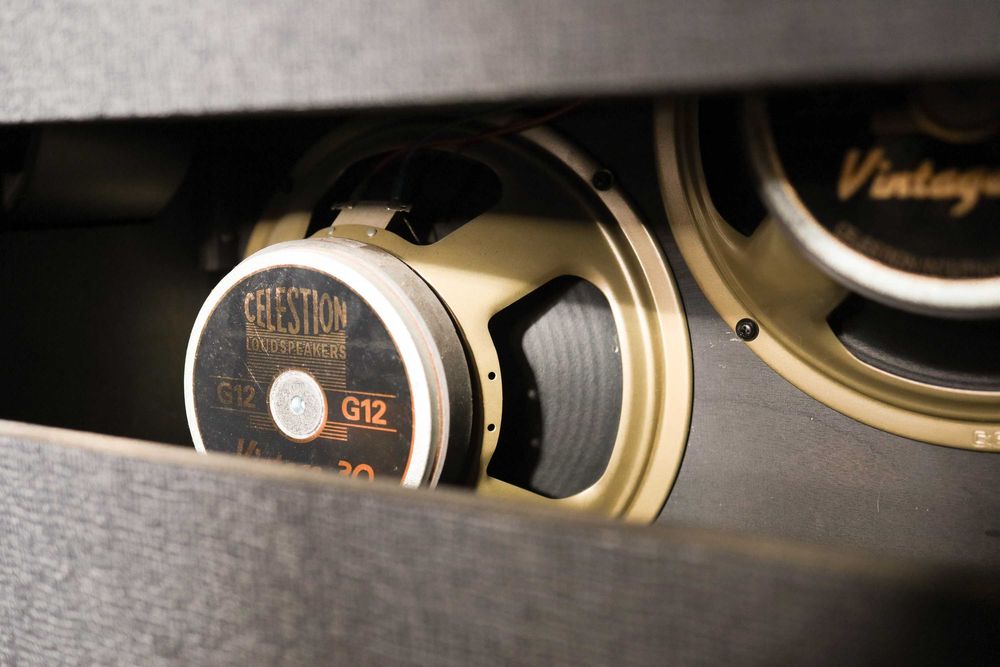 Coluna Orange PPC212-COB BK com Celestion V30
