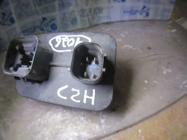 Botão / interruptor electromecânico / relé SUZUKI Swift IV (FZ, NZ)