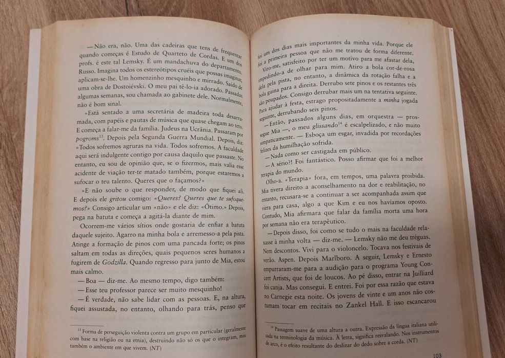 Livro "Espera por mim"