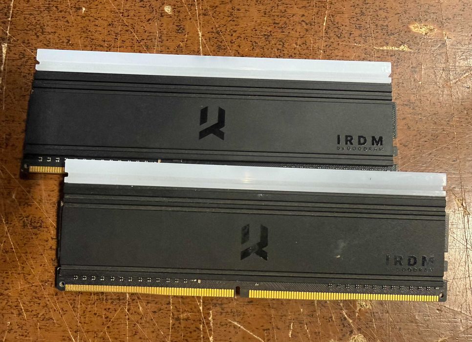 Goodram 16GB (2x8GB) 3600MHz CL18 IRDM RGB