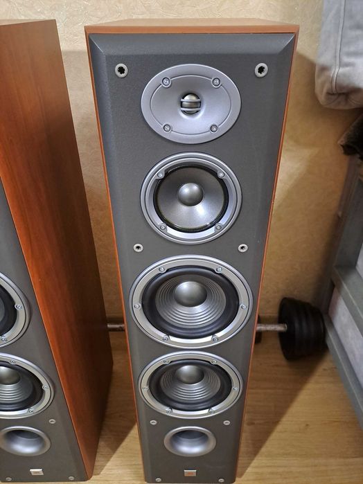 Продам підлогову акустику  JBL E 80 пара фронтів.