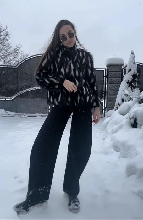 Шубка нереально  шикарна С-М