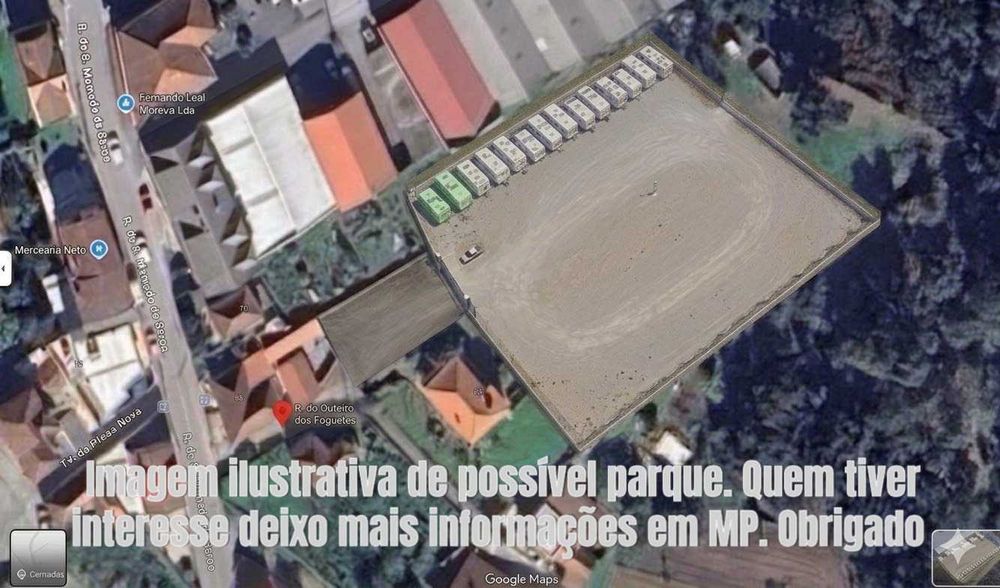 Terreno (parcial) estacionamento, retém, estaleiro, barcos.
