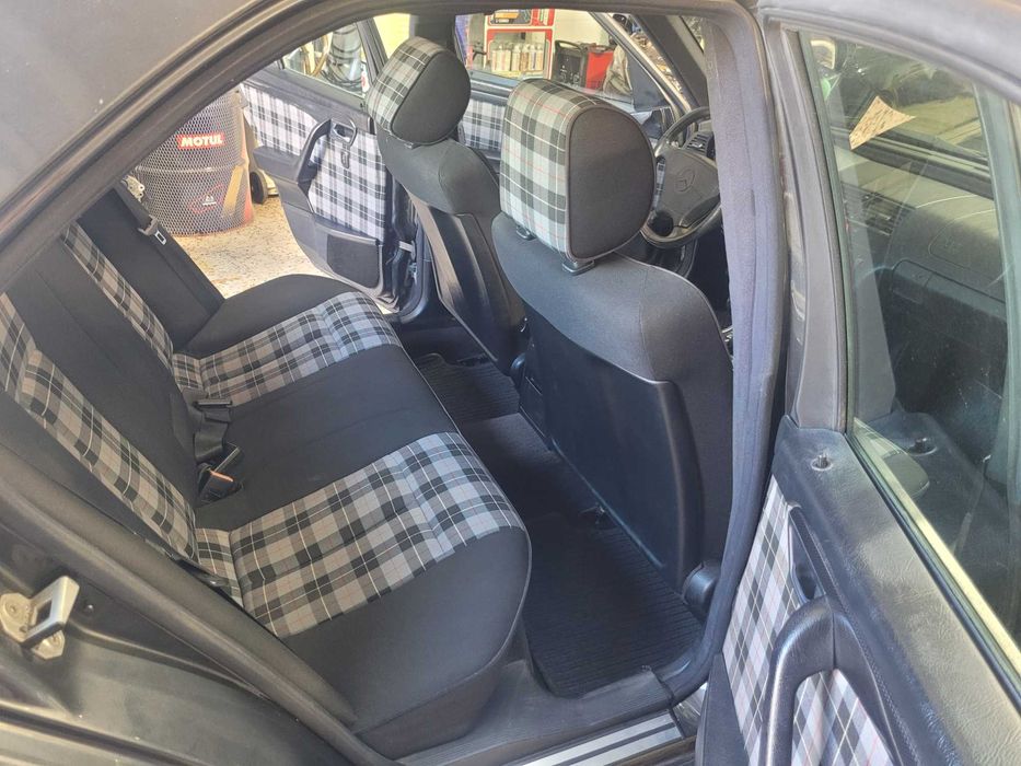 Mercedes Benz C200 Sport