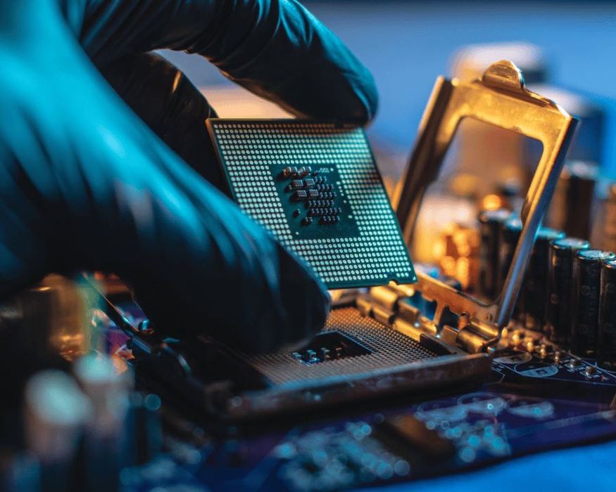 Naprawa i serwis komputerów, laptopów, tabletów TANIO