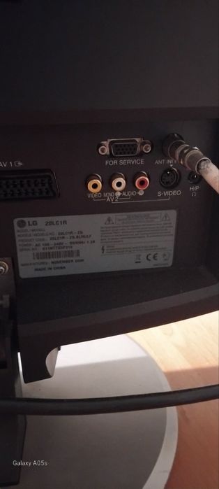 Монитор LG 20 для ПК или кабельного