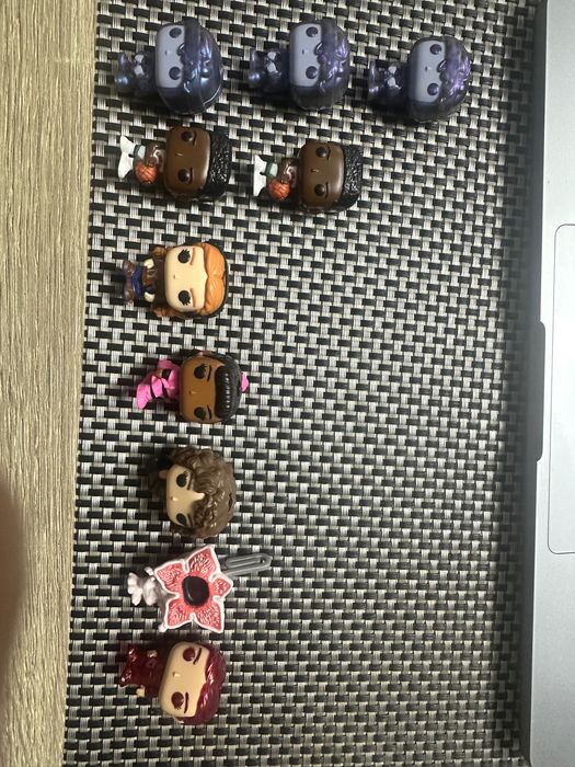 Фігурки Дивні Дива кіндер джой