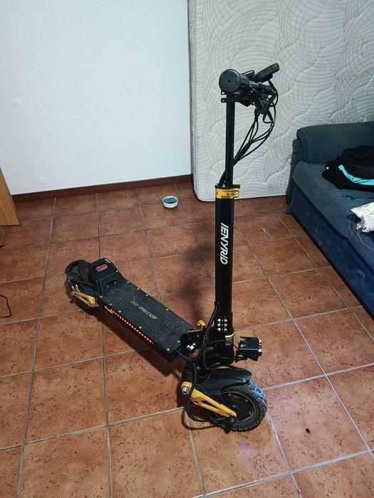 Scooter elétrica 2.400w