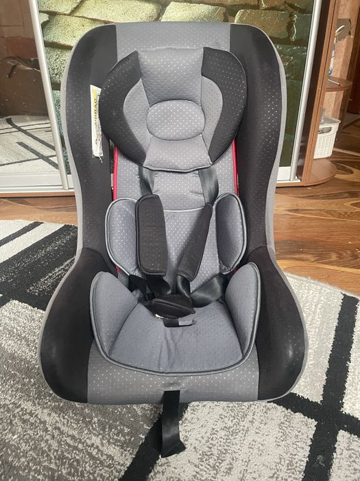 Дитяче автокрісло