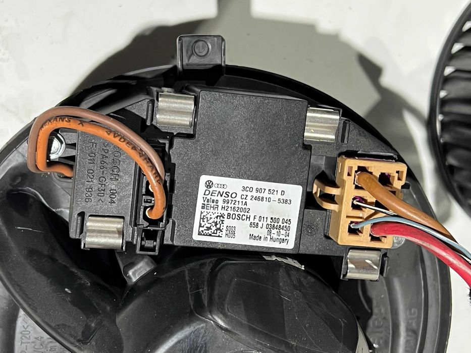 моторчик печки пассат б6 Гольф skoda a5 touran caddy jetta вентилятор