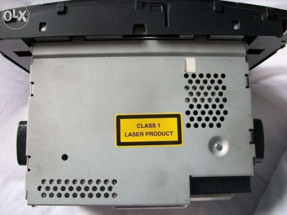 Rádio / Leitor CD - Mercedes Classe C (W203) MF2530 e MF2730