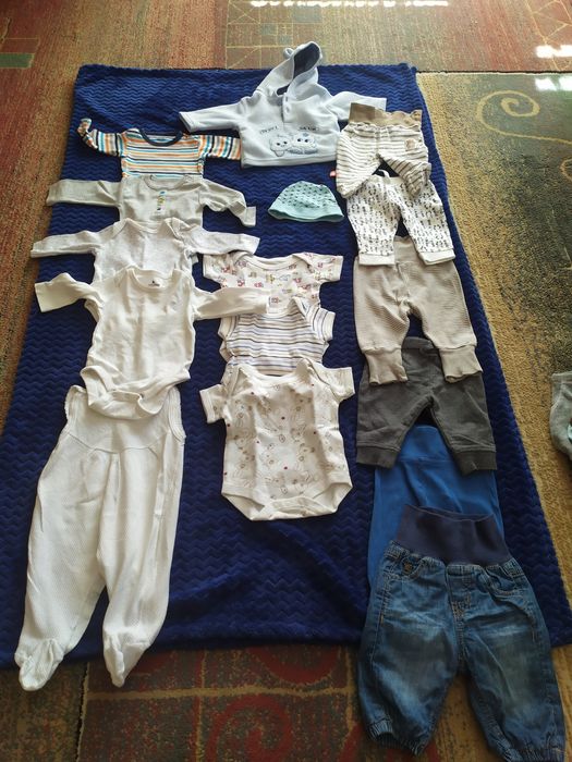 Paka dla chłopaka 62 plus ubranka 56