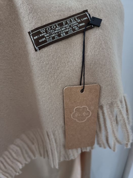 Cachecol bege/ castanho claro de wool