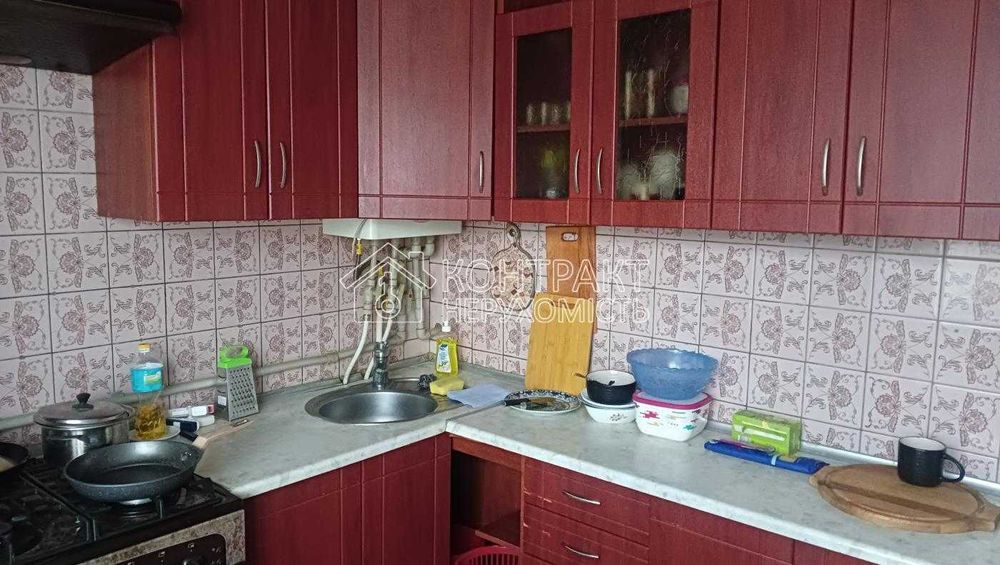 Продається 4х к квартира з Гаражем