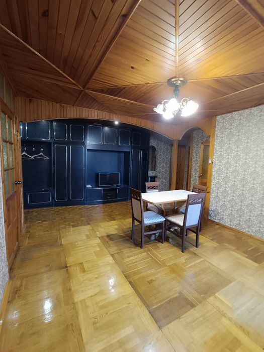 Продам 3-х кімнатну квартиру