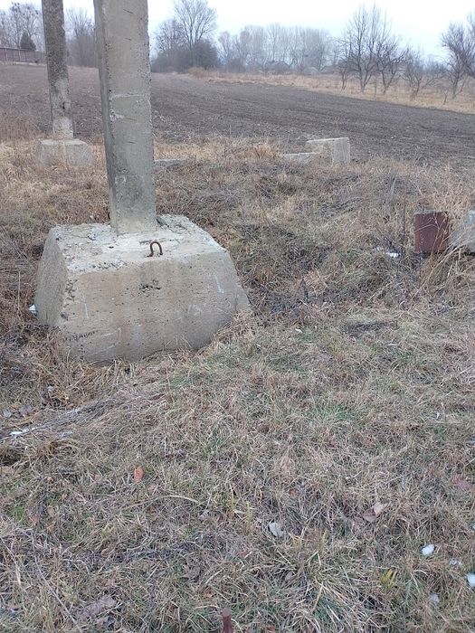 Бетонні опори 5 шт.