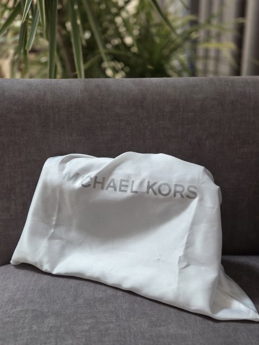 Продам сумку  MICHAEL KORS Daniela(оригінал)