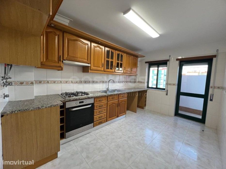 Apartamento T2 com arrecadação em Vila Verde, Alhos Vedros — Alhos Vedros, Setúbal