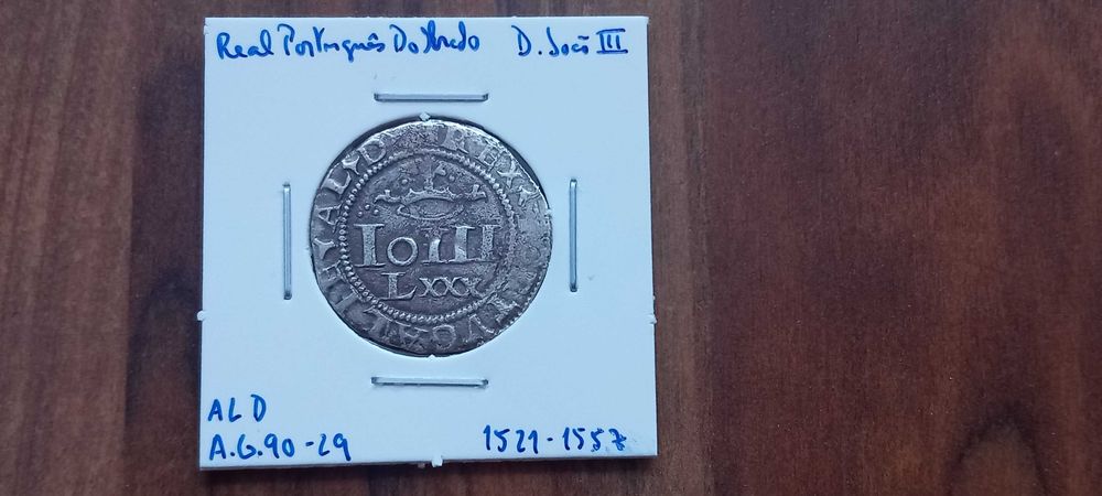 Moeda Real Português Dobrado D. João III