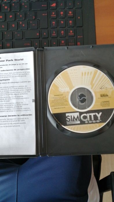 Jogo PC - 'Sim City' - THEME PARK WORLD 3000