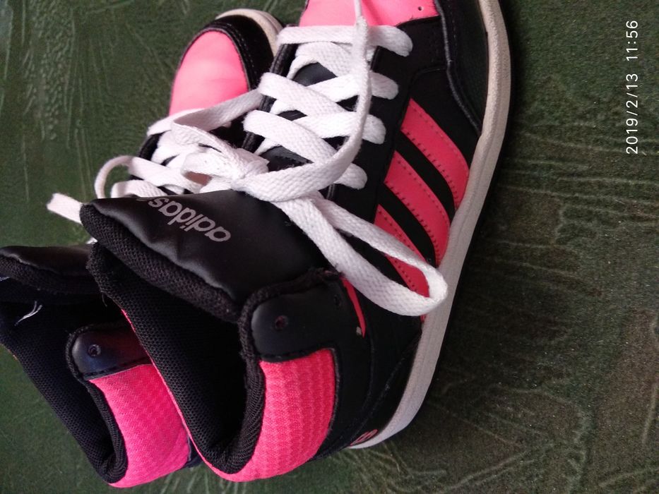 Кроссовки Adidas neo