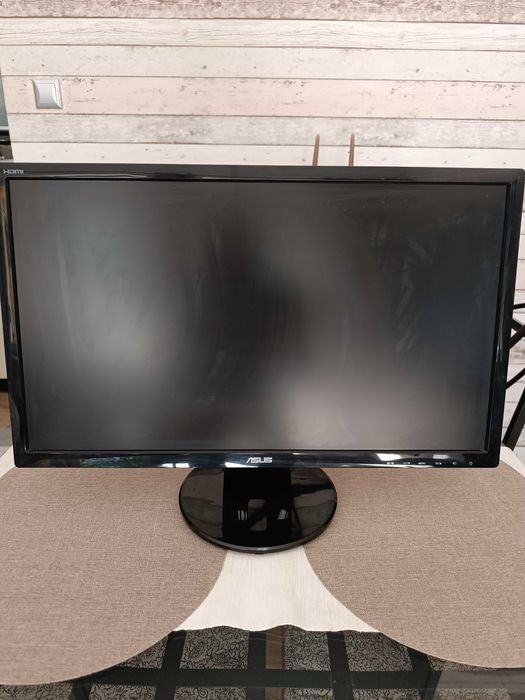 Komputer stacjonarny+monitor i7-7700; Gtx1060 3Gb; dyskSSD; Asus ve248