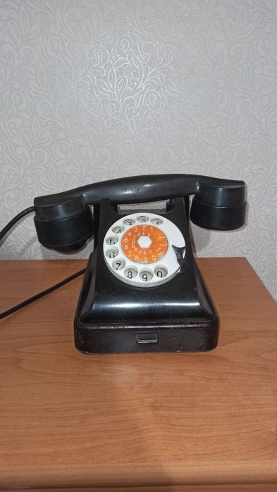 Телефонный аппарат