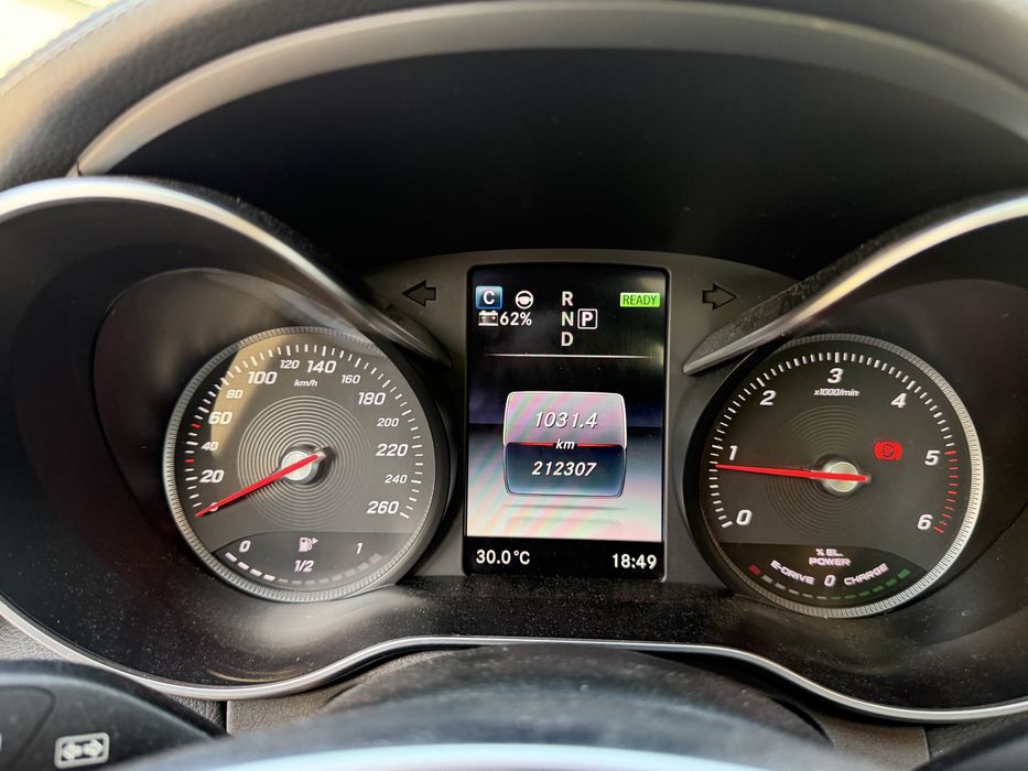 Mercedes c300h AMG  / diesel / nacional / full extras