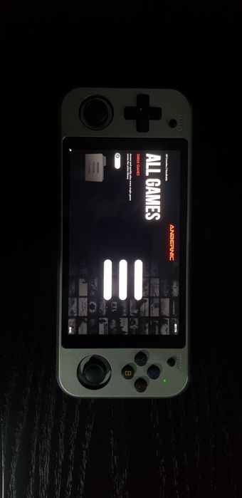 Vendo consola portatil Anbernic Rg552