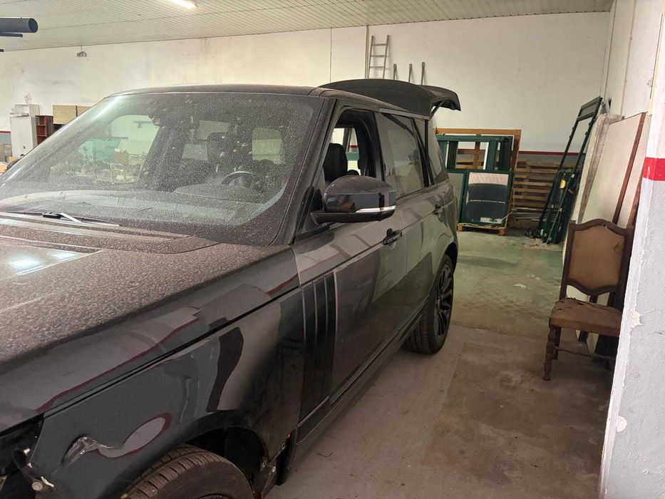 Range Rover para peças