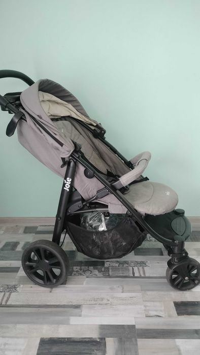 Wózek Joie spacerowy