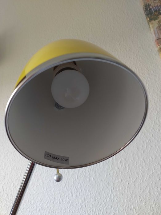Lampa podłogowa w stylu retro
