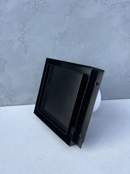 Витяжка прихованого монтажу з вентилятором під плитку