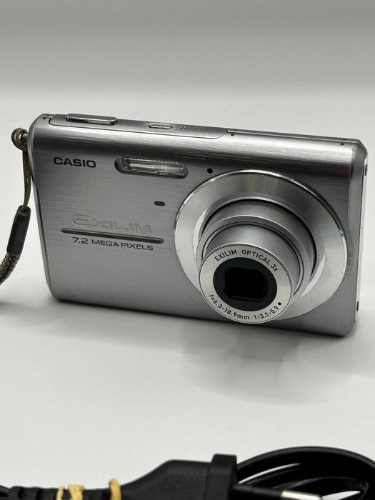 Casio Exilim EX-Z75 Câmera digital em bom estado