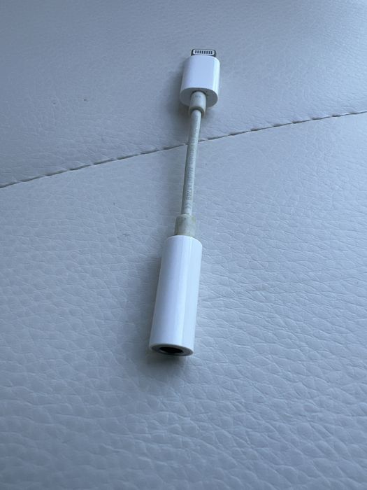 Lightning to Headphone Jack - original apple