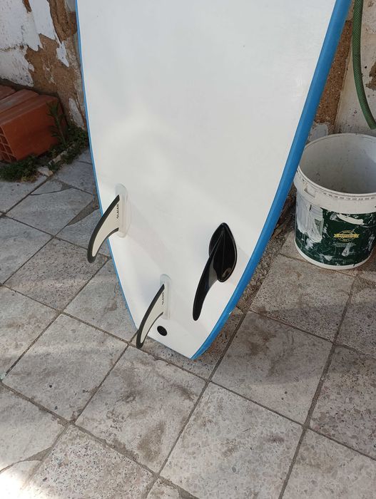 Prancha 7/2 Softech em boas condições