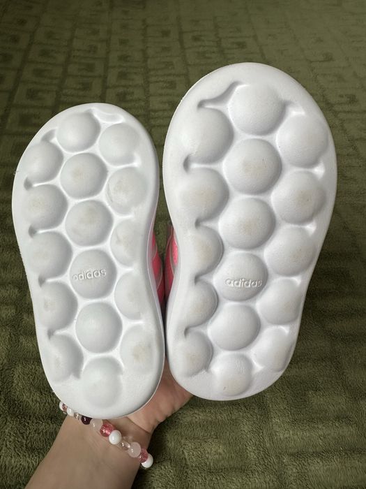 Дитячі кеди для дівчинки adidas Breaknet