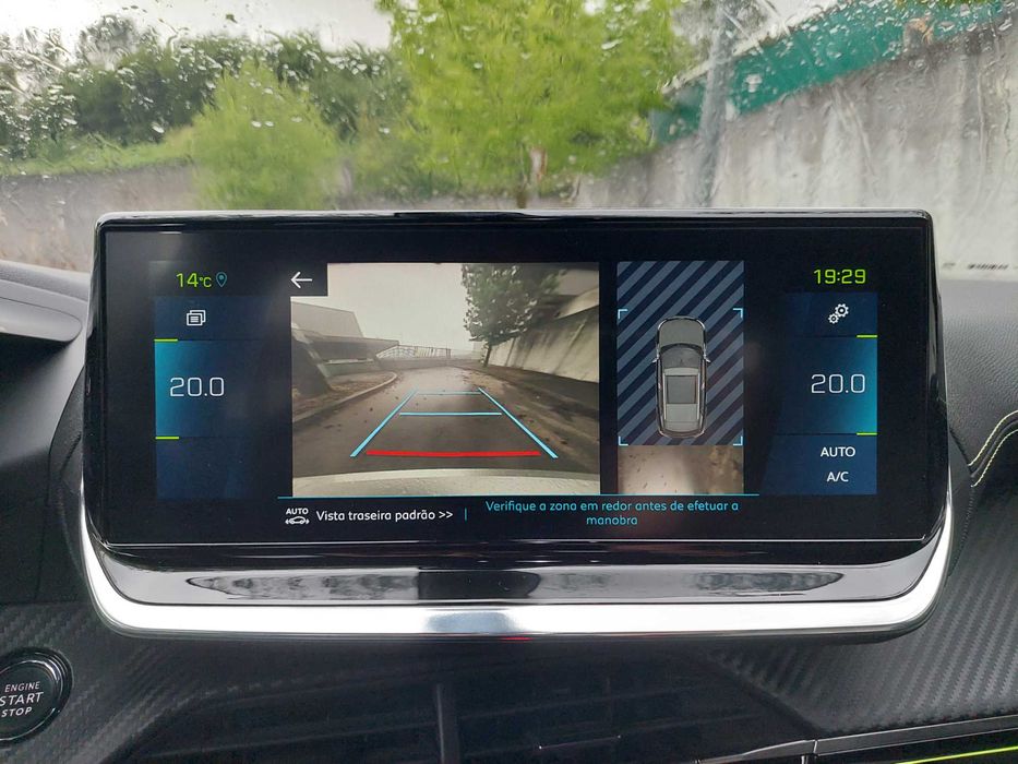 Peugeot e-2008 50 kWh GT