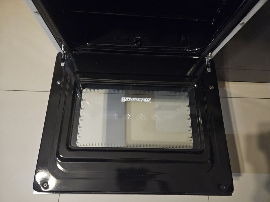 Kuchenka gazowa z piekarnikiem Ravanson