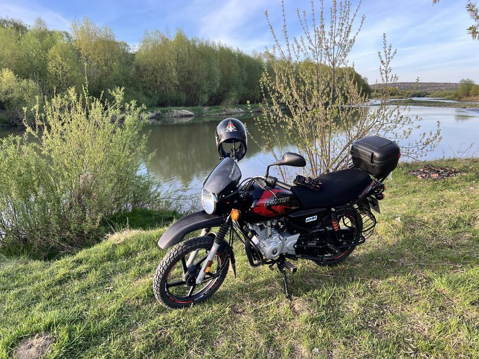 Мотоцикл Bajaj Boxer 125