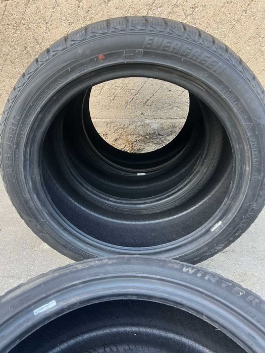 Зимние шины Evergreen Winter 225/45 R 17 EW 66