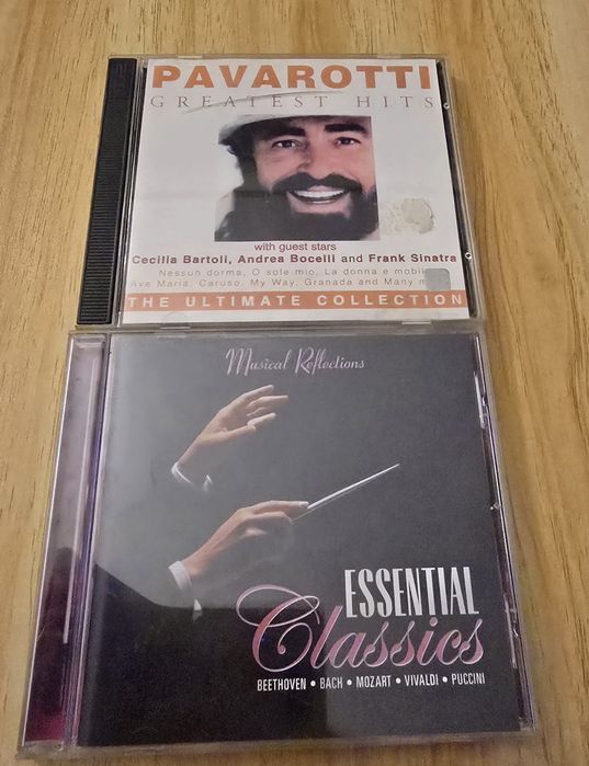 CD Pavarotti + Essential Classics