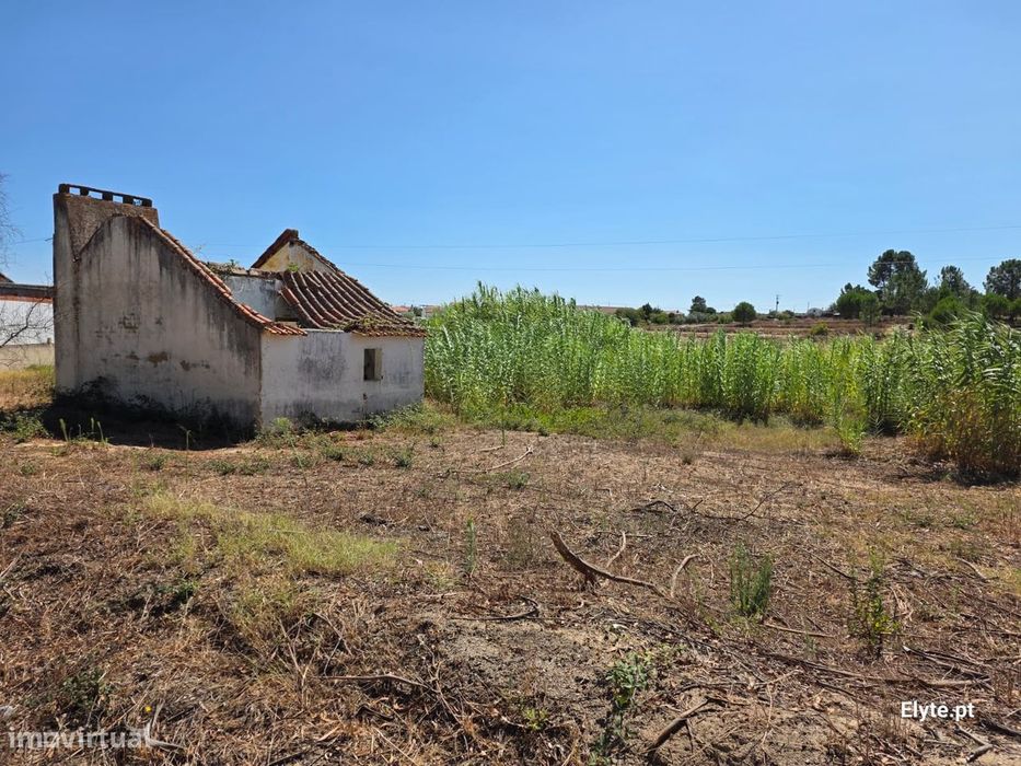 Moradia com terreno Urbano na Branca