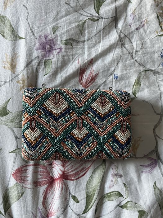 Pochete de missangas Parfois