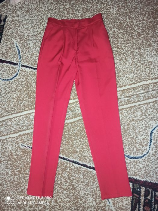 Продам деловой костюм