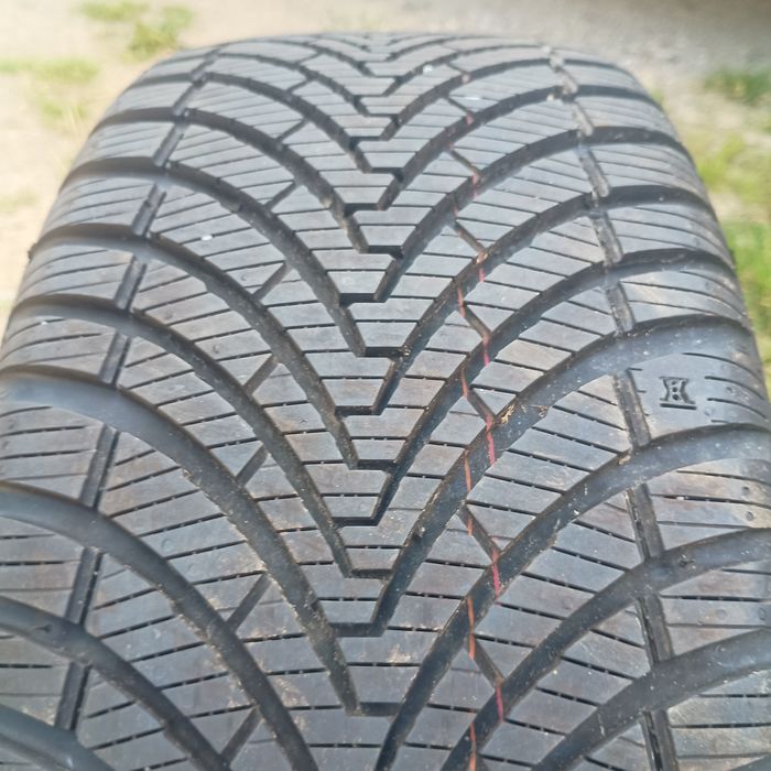 Opony 215/45 R16 komplet 4 sztuki