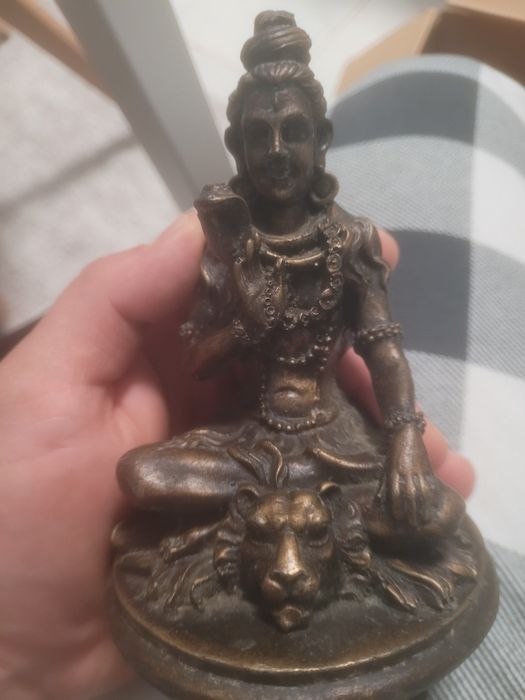 Vendo carros bburago, maisto, estatuetas e figuras action man