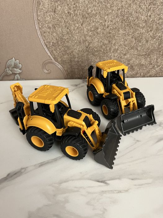 Дитячі іграшки (машинки)