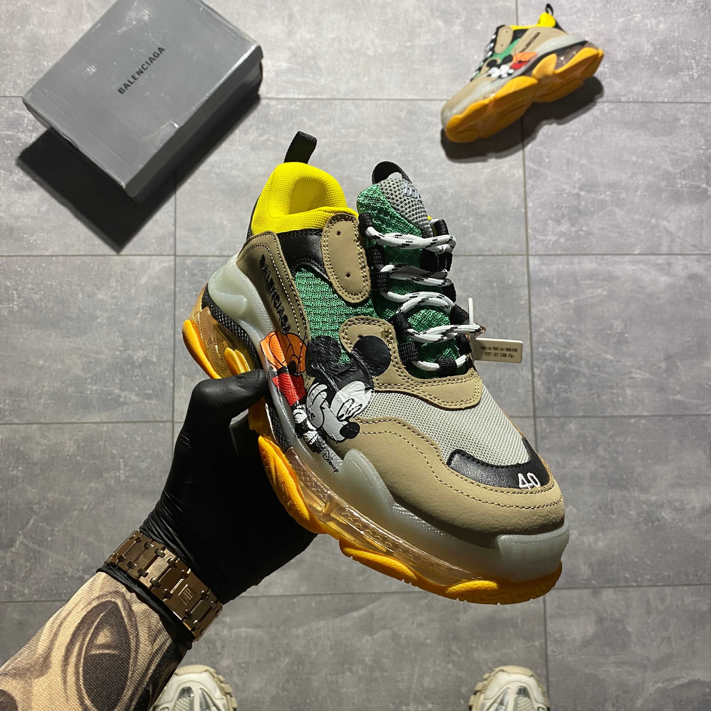 Balenciaga Triple S Clear Sole Beige x Disney Warszawa Praga Po noc OLX.pl